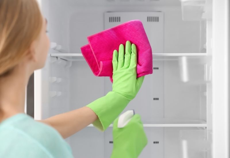 cách vệ sinh tủ lạnh
